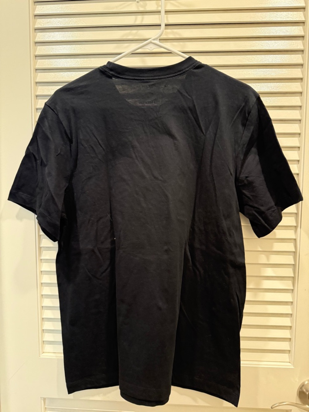 Nike Men’s Black Tee with White Swoosh Logo - Picture 3 of 3
